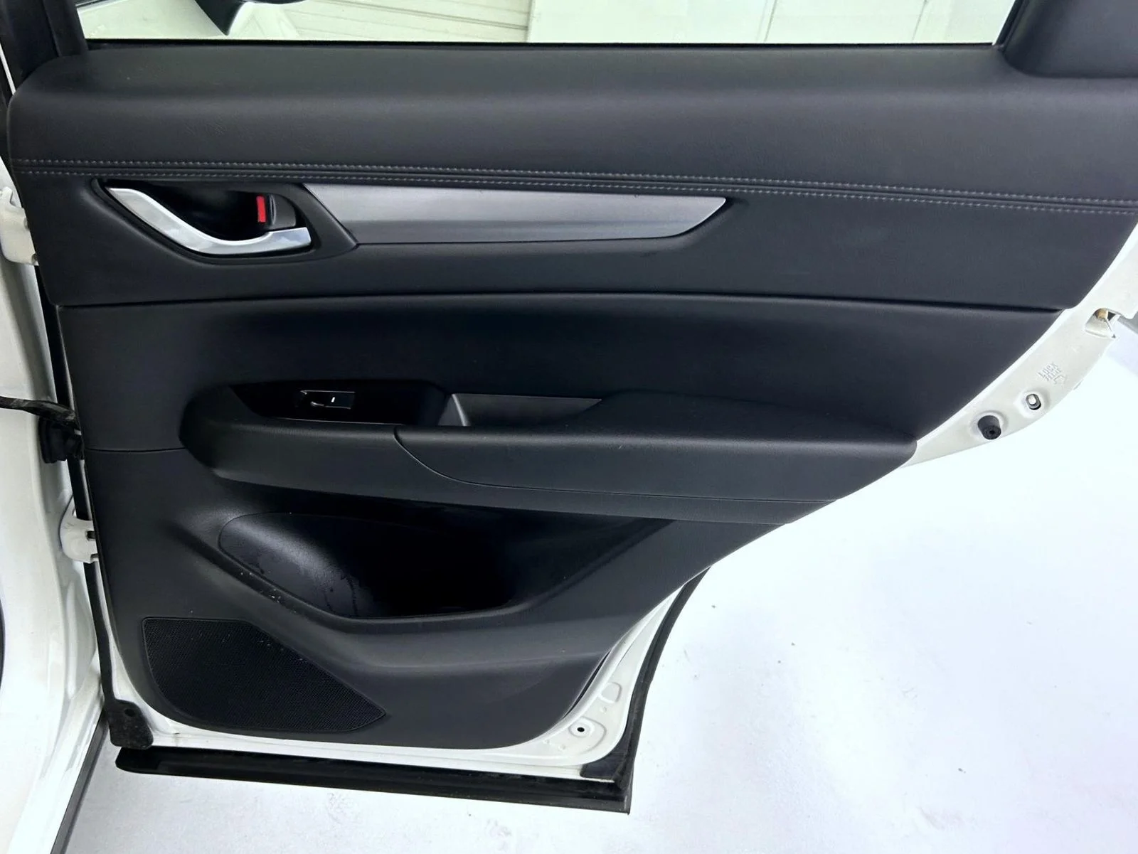 Used 2022 White Mazda 2.5 S Select Package image 17