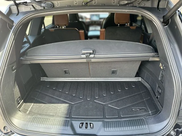 Used 2023 Black Lincoln Reserve image 27