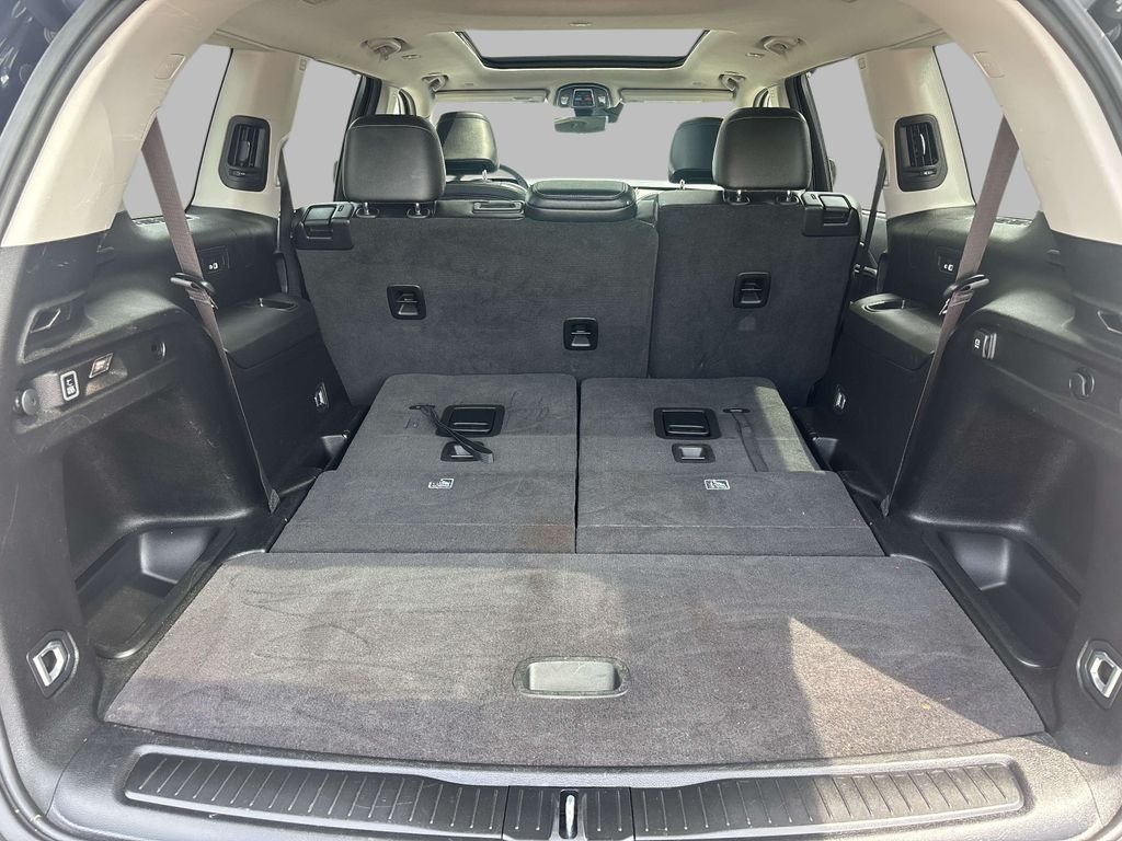 Used 2023 Black Jeep Limited image 18