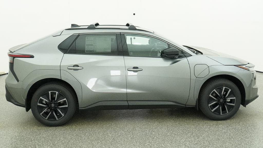 New 2026 Heavy Metal Toyota XLE image 43