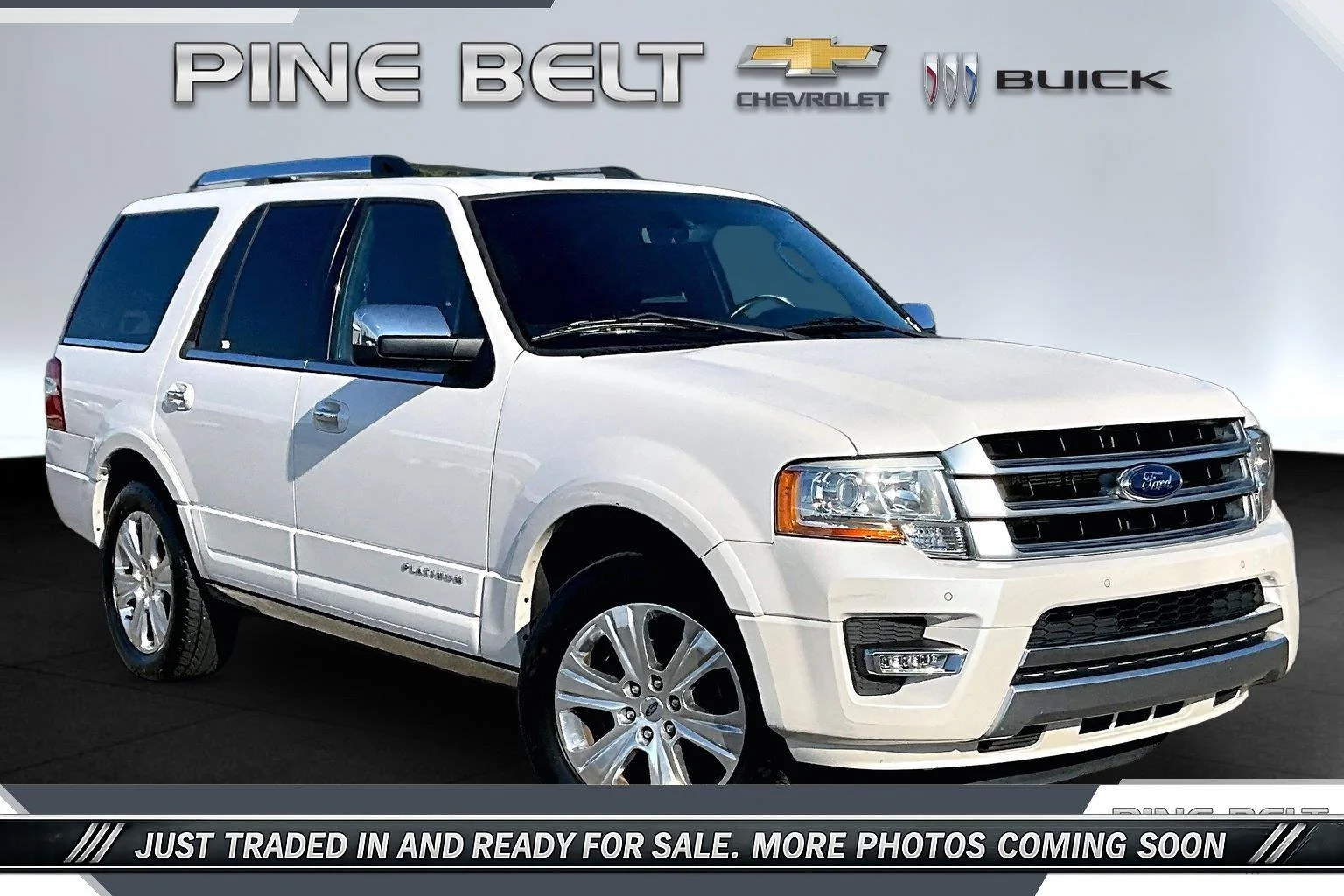Used 2016 White Platinum Metallic Tri-Coat Ford Platinum image 1