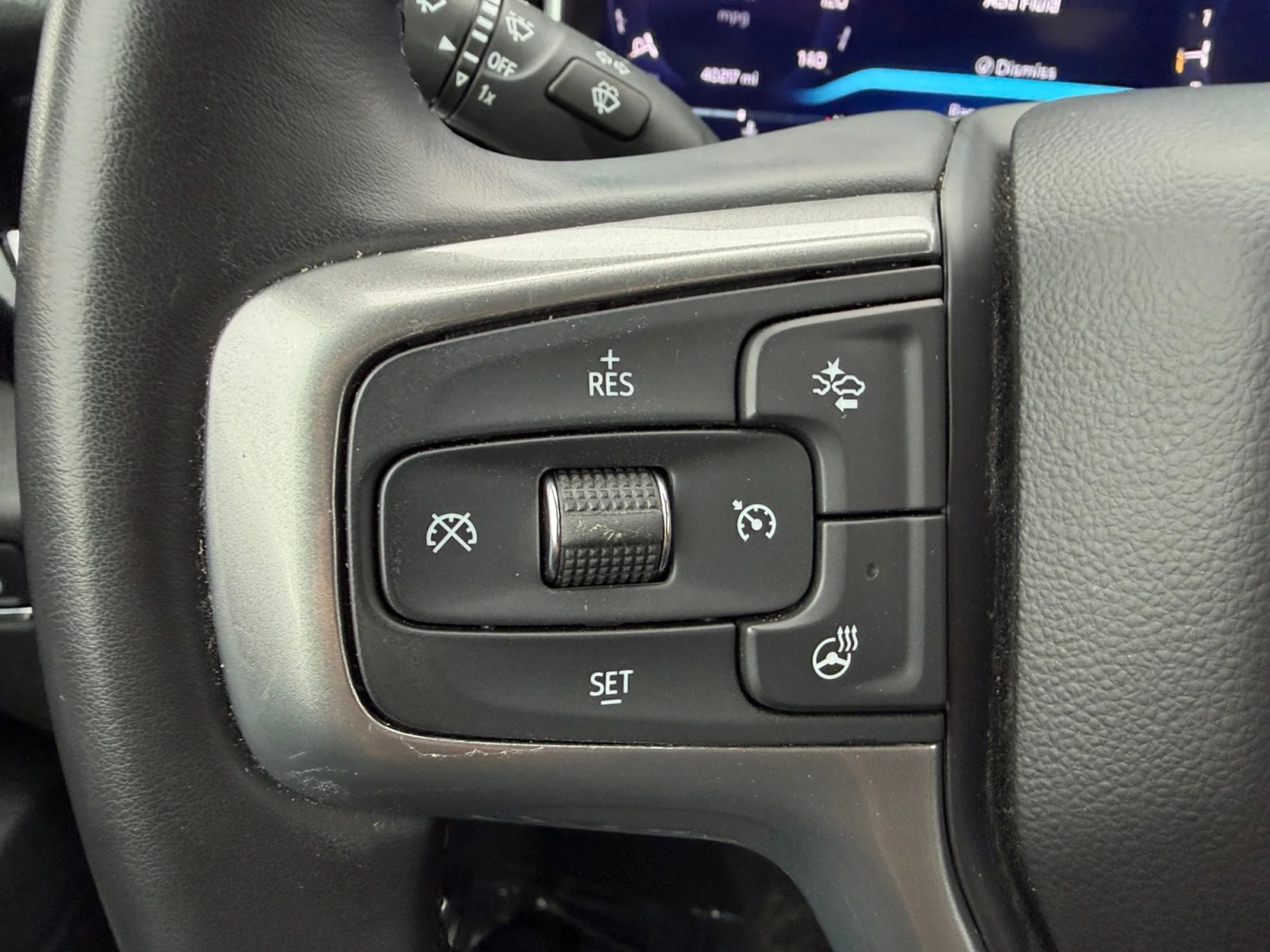 Used 2026 Summit White Chevrolet LT image 23