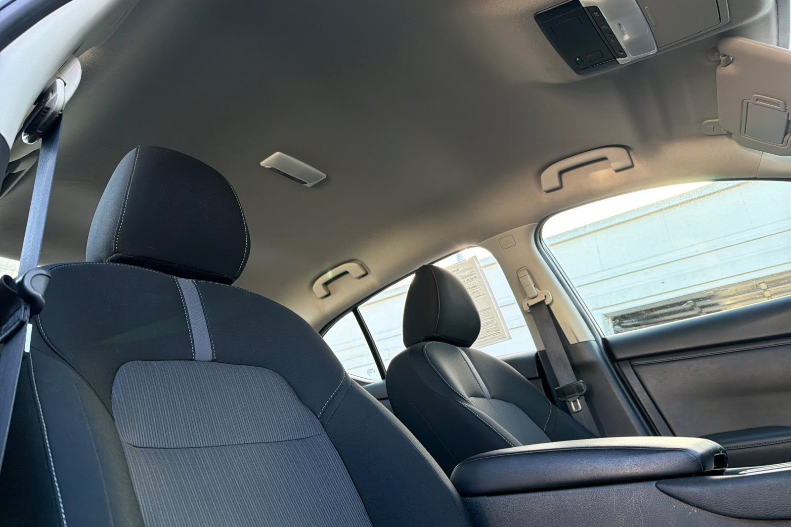 2025 Nissan Sentra SV - Photo 42
