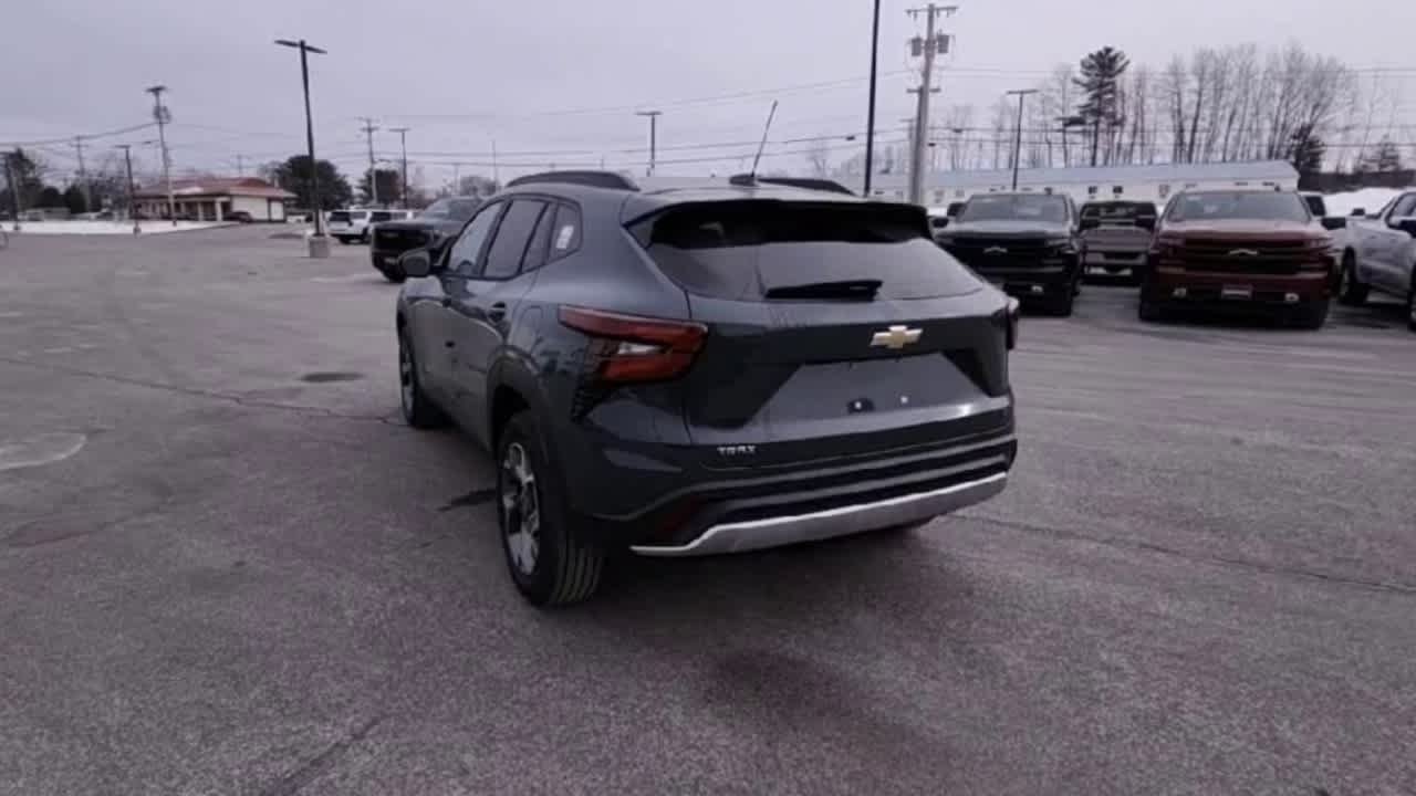 2026 Chevrolet Trax LT - Photo 6