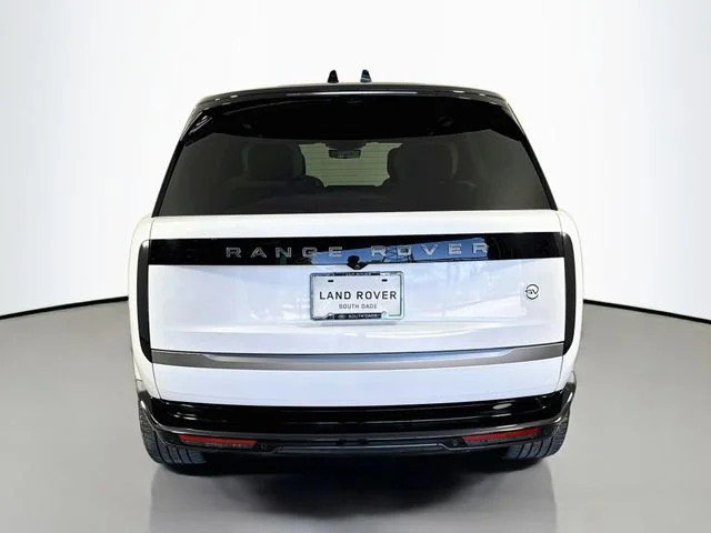 Certified Used 2025 White Land Rover SV image 6