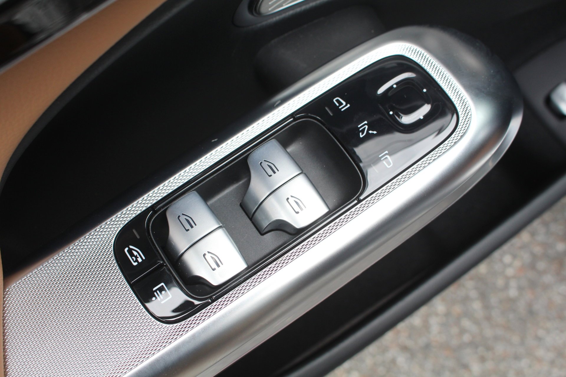 2026 Mercedes-Benz E-Class E350 - Photo 15