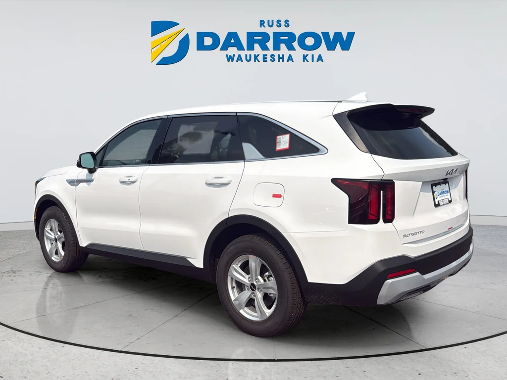 New 2026 Glacial White Pearl Kia LX image 3