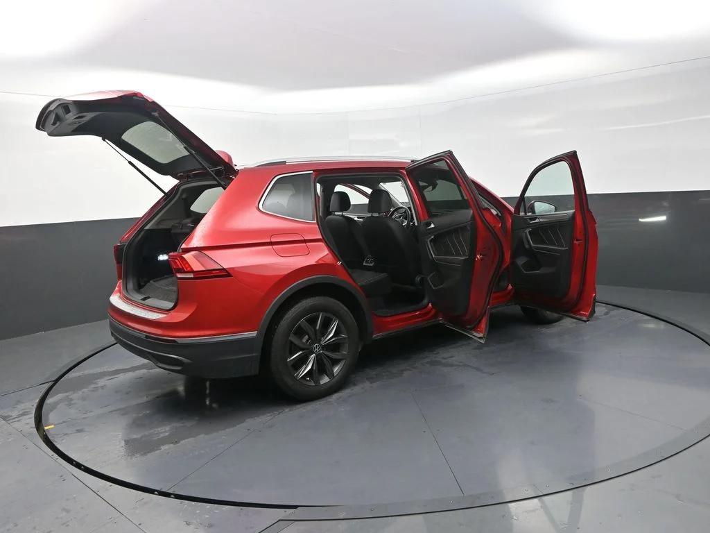 Used 2023 Red Volkswagen 2.0T SE image 35