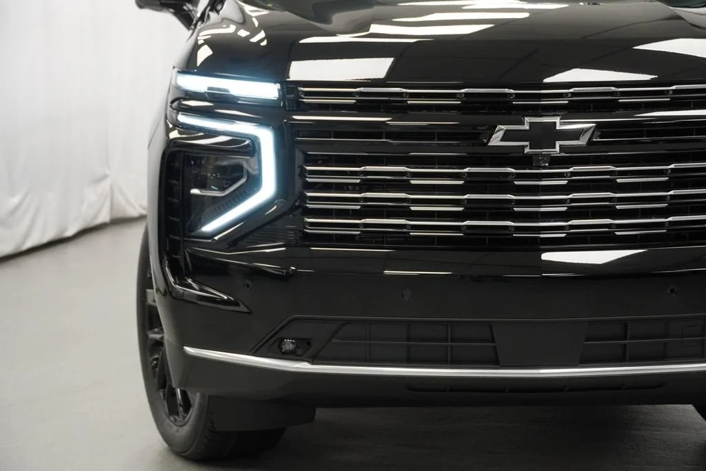 New 2026 Black Chevrolet High Country image 33