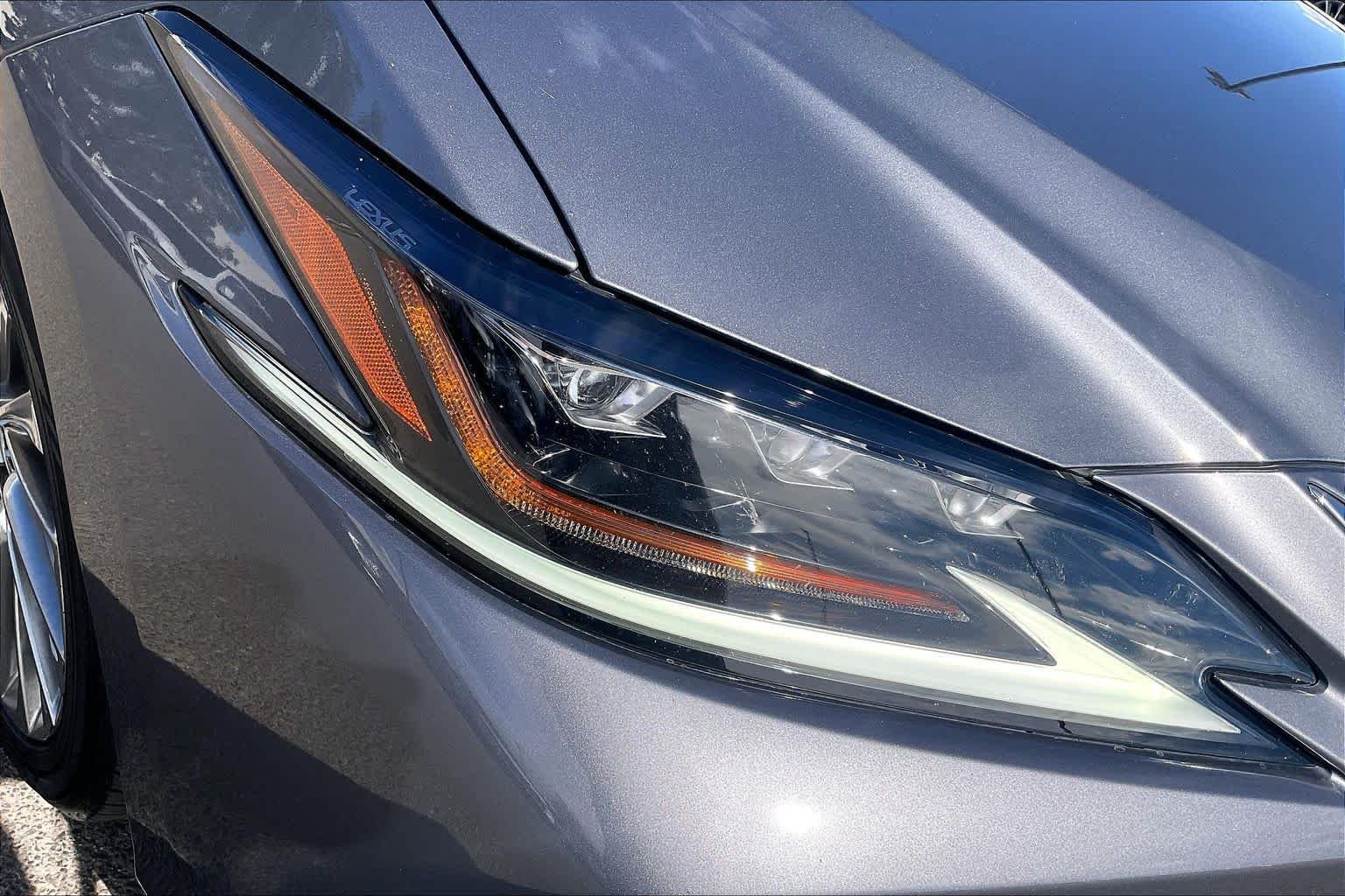 Used 2019 Nebula Gray Pearl Lexus Ultra Luxury image 26