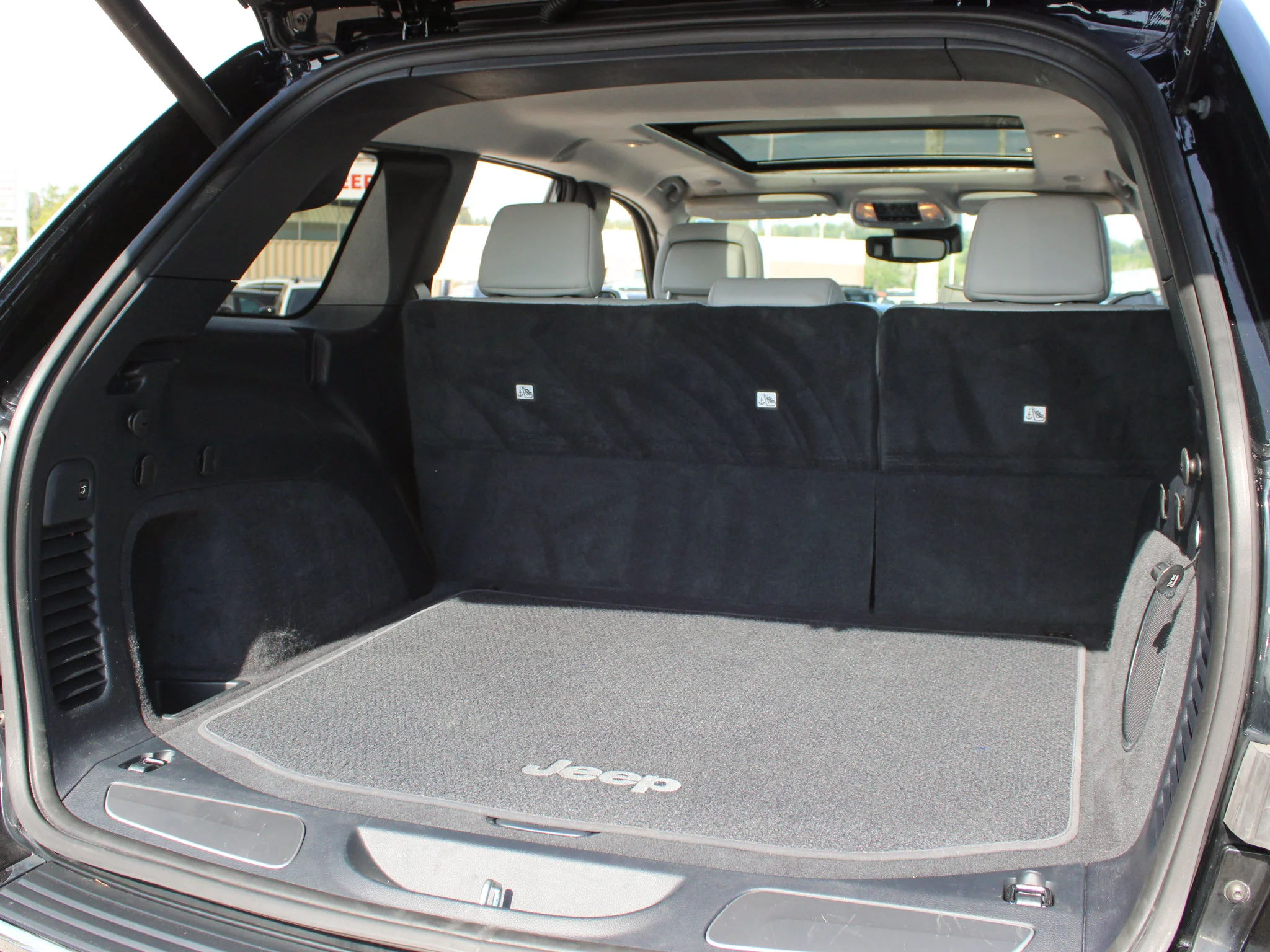 Certified Used 2020 Black Jeep Summit* No Accidents | Low KM