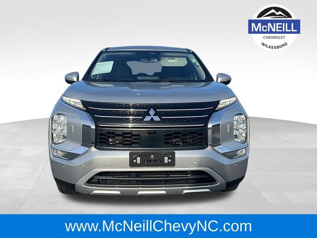 Pre-Owned 2022 Mitsubishi Outlander SE 4D Sport Utility in