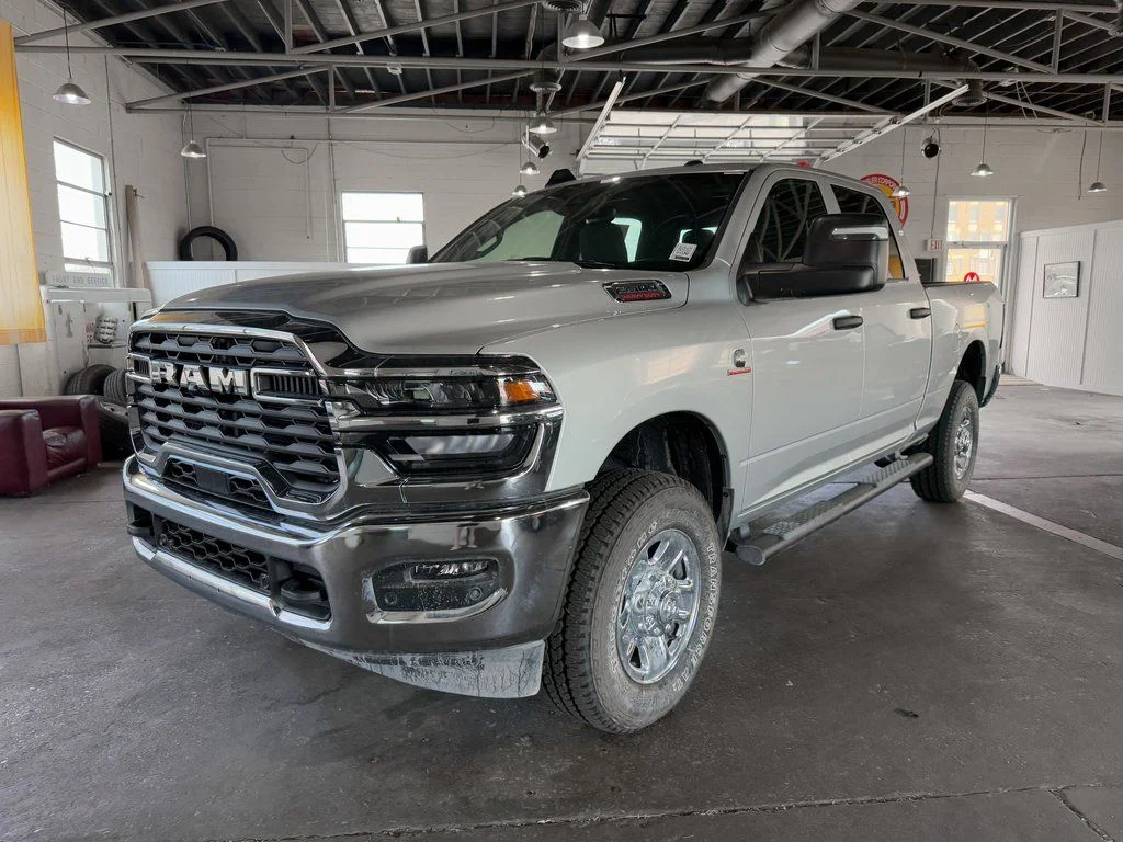 New 2026 Silver Ram Tradesman image 9