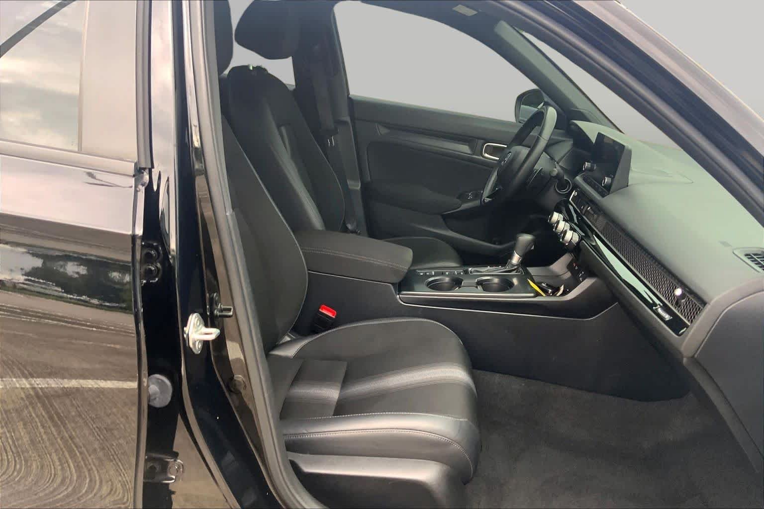 Used 2024 Crystal Black Pearl Honda Sport image 9