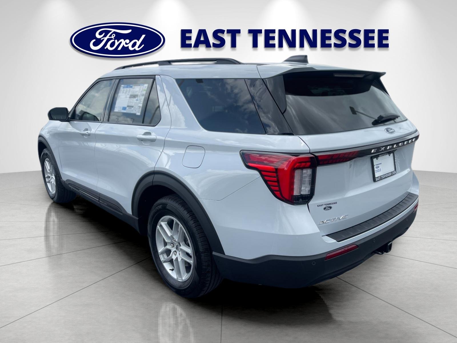 New 2026 Space White Metallic Ford Active image 5