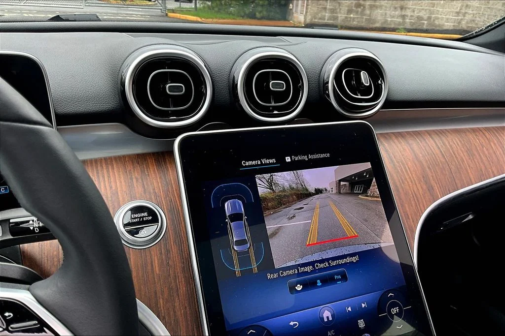 2025 Mercedes-Benz C-Class Sedan C 300 - Photo 23