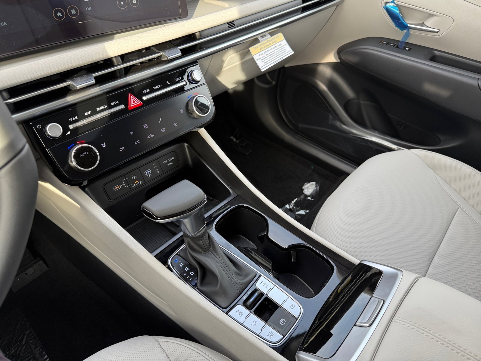 New 2026 Rockwood Green Hyundai SEL Premium AWD image 13