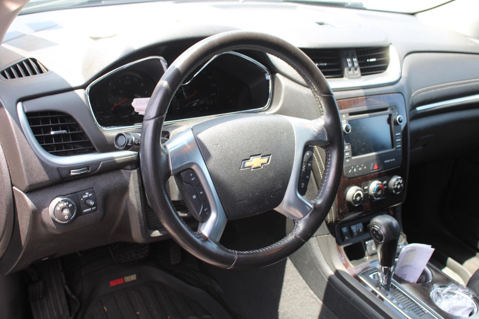 Used 2016 Tungsten Metallic Chevrolet LT image 9