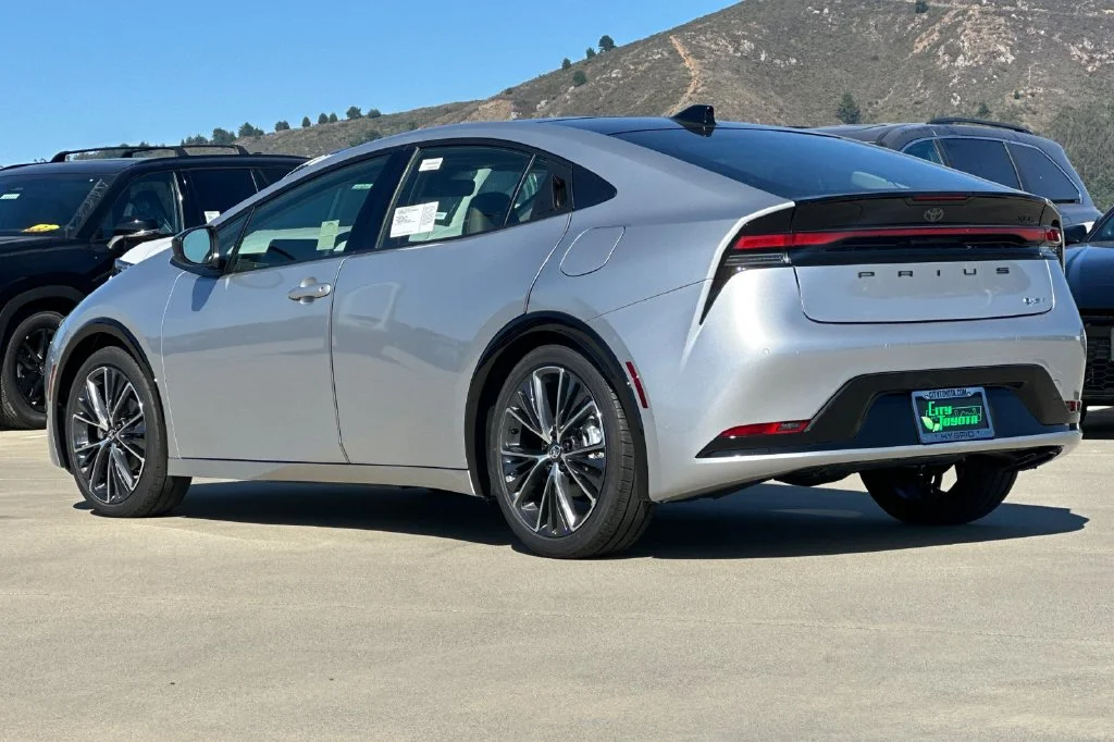New 2027 Cutting Edge Toyota  XLE image 6