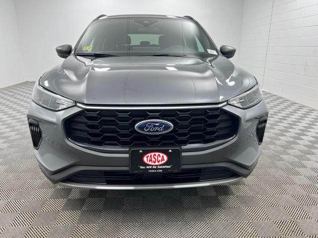 Used 2025 Gray Ford ST-Line image 3