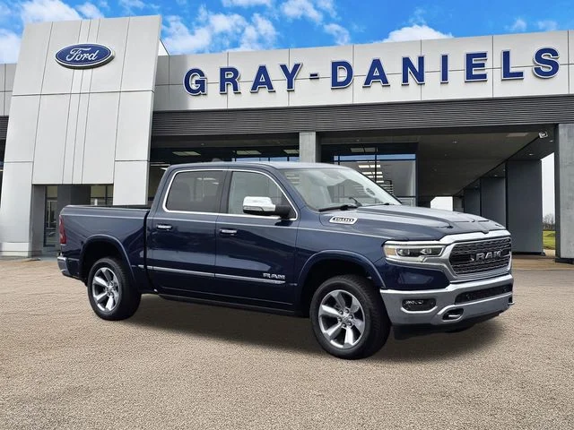 2022 RAM 1500 Limited 4x4 Crew Cab 5'7's photo