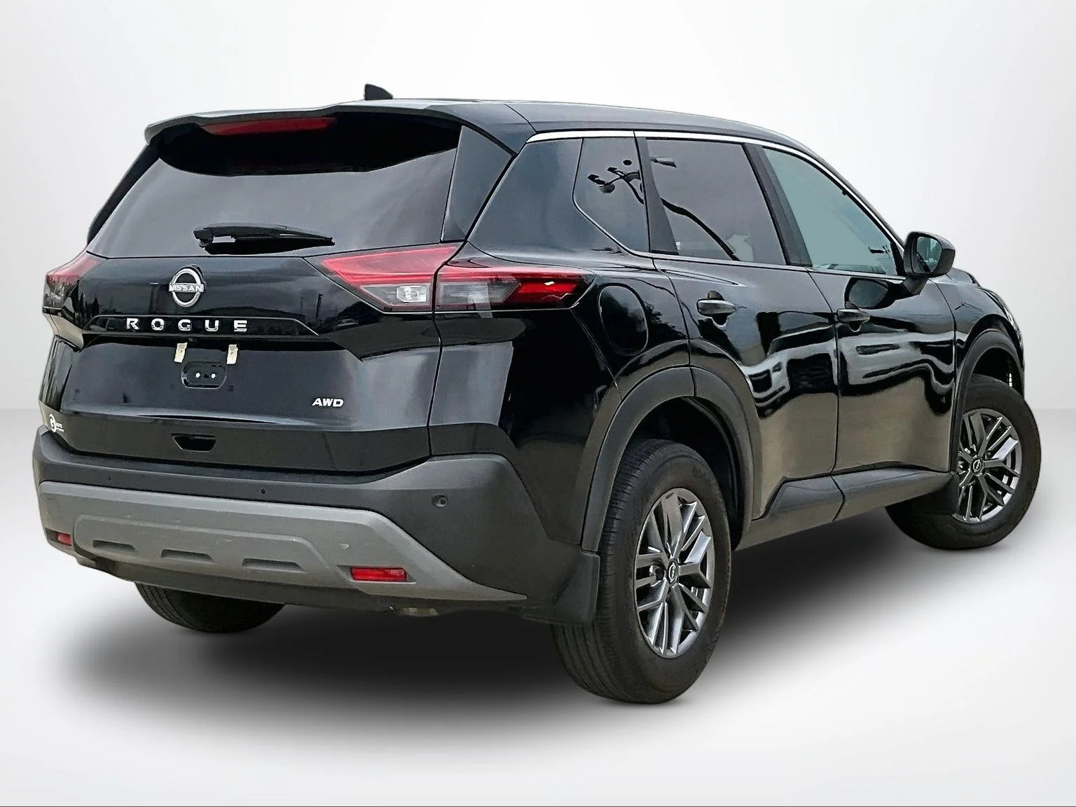Used 2023 Black Nissan S image 3