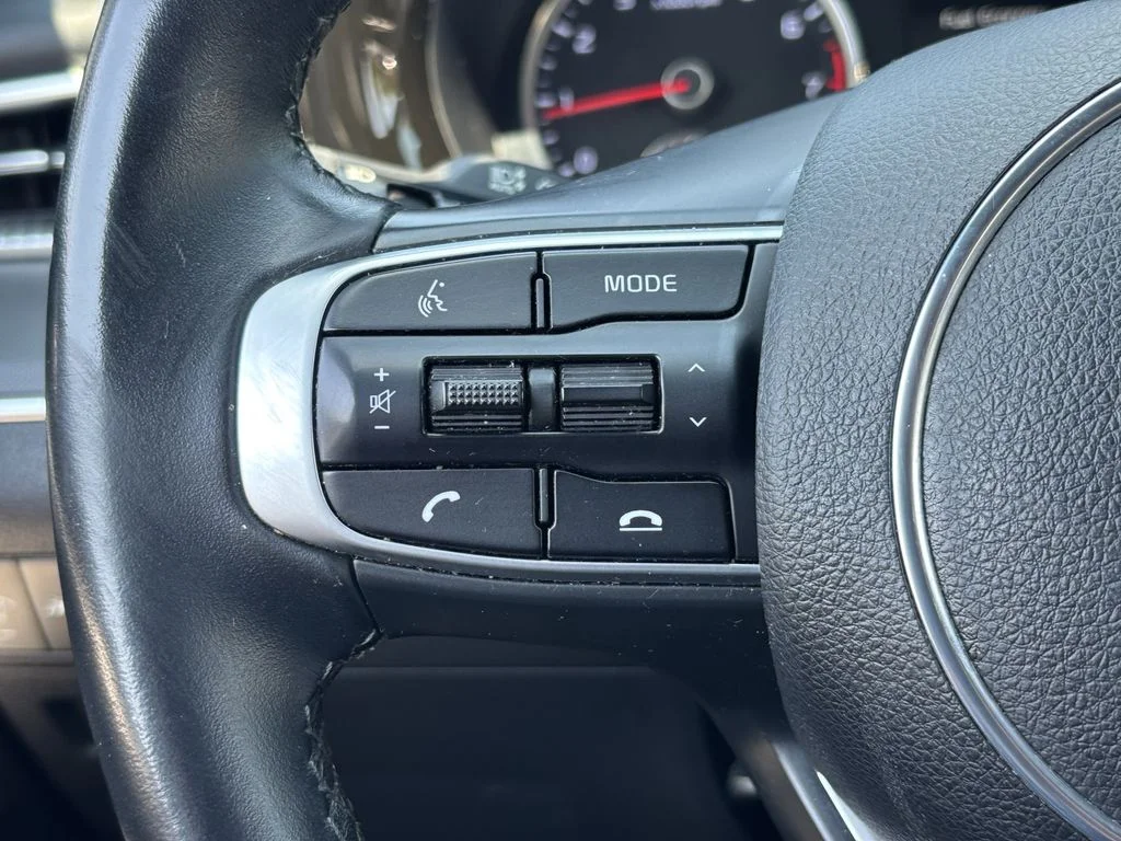 Used 2022 Black Kia GT-Line image 27