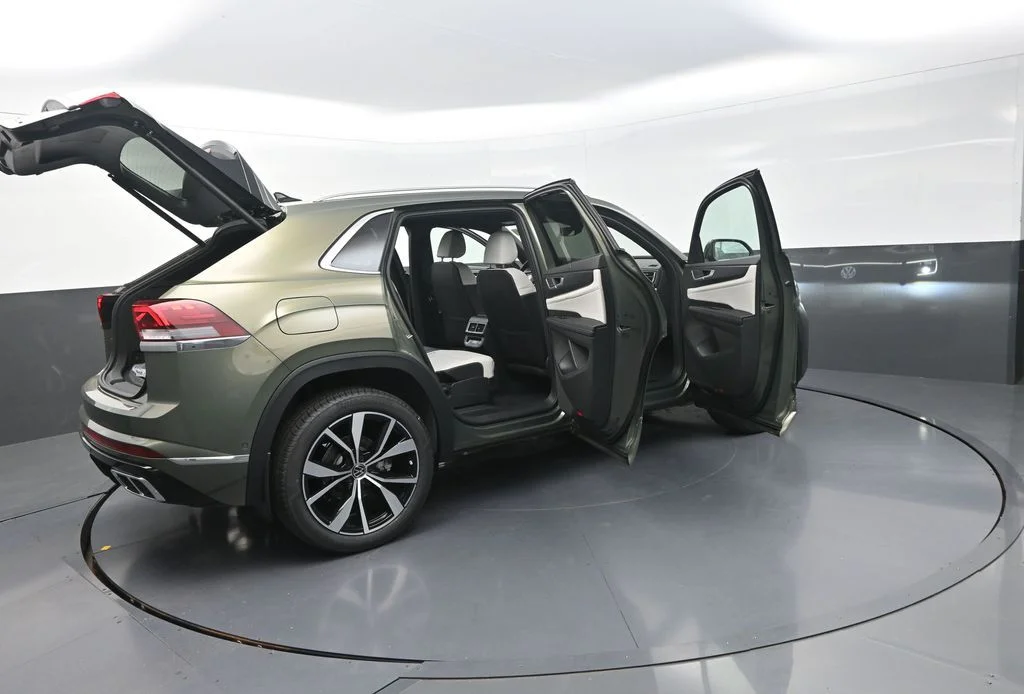 New 2026  Volkswagen 2.0T SEL Premium R-Line image 36