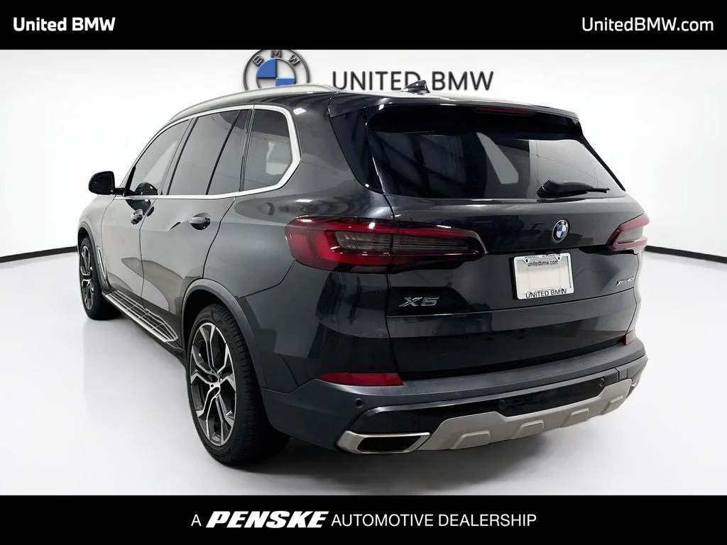 Used 2020 Dark Graphite Metallic BMW xDrive40i image 7