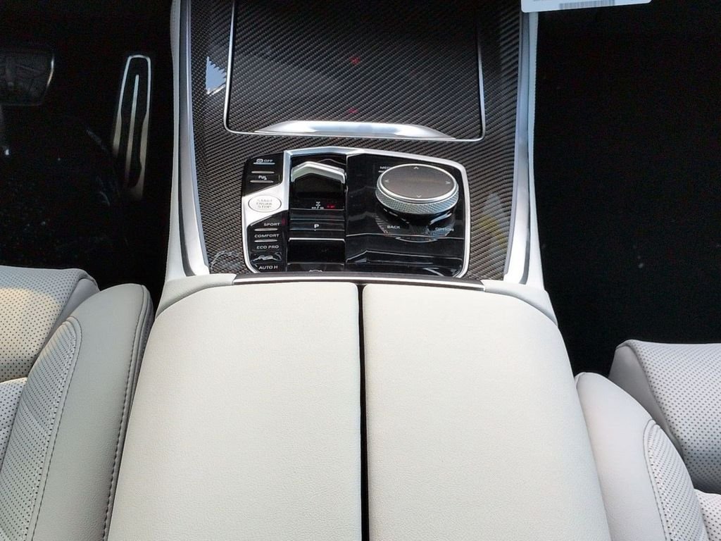 New 2026 Black Sapphire Metallic BMW M60i image 19