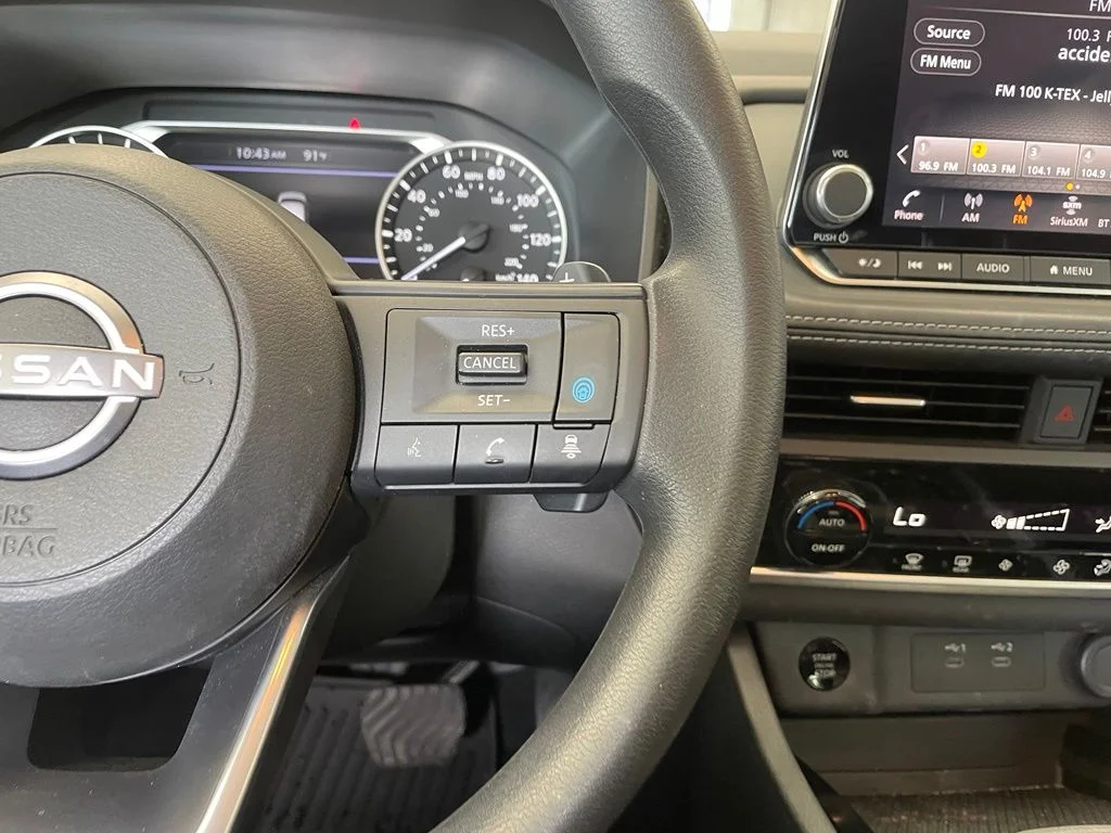 Used 2024 Blue Nissan SV image 14