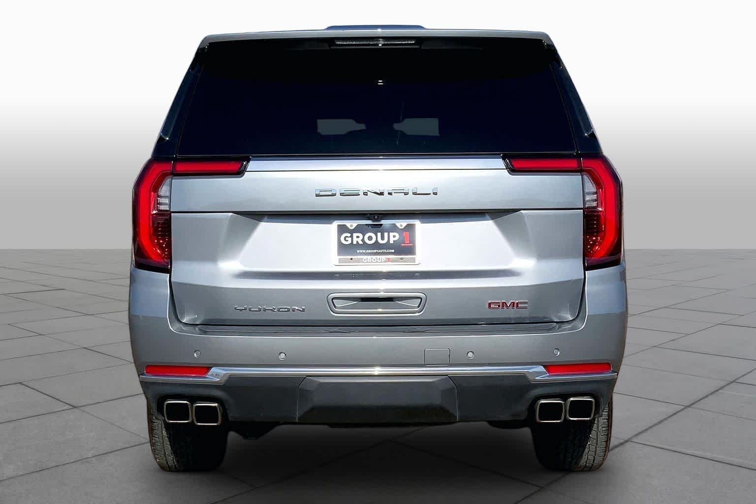 Used 2025 Sterling Metallic GMC Denali image 5