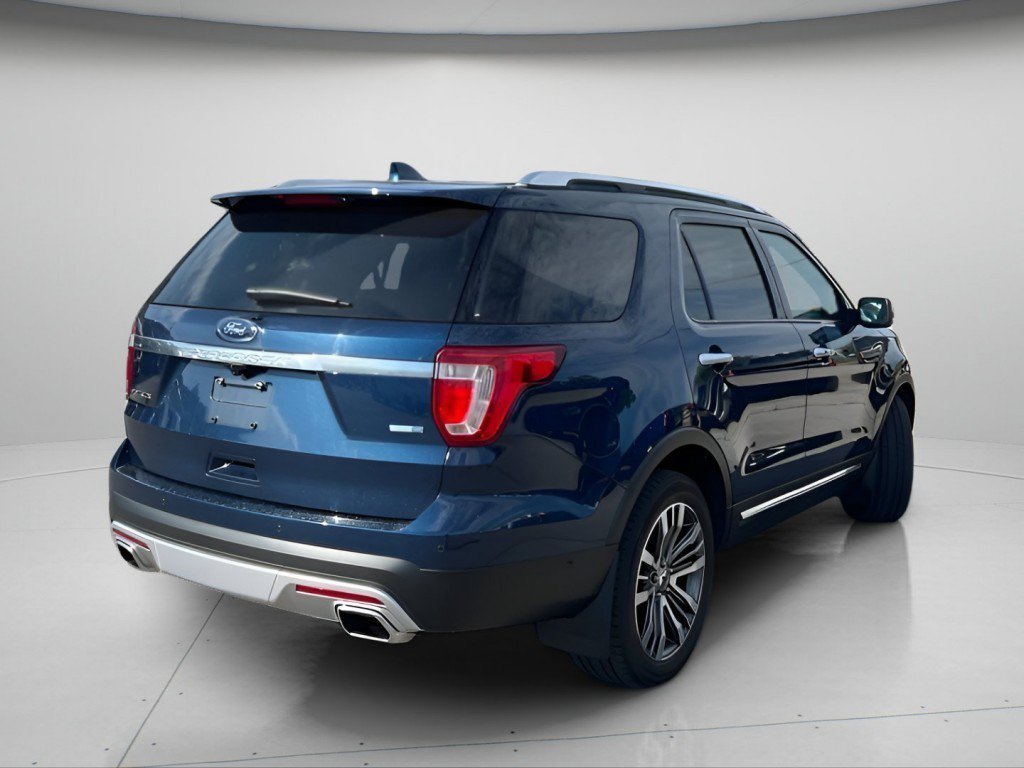 Used 2017 Blue Ford Platinum image 5