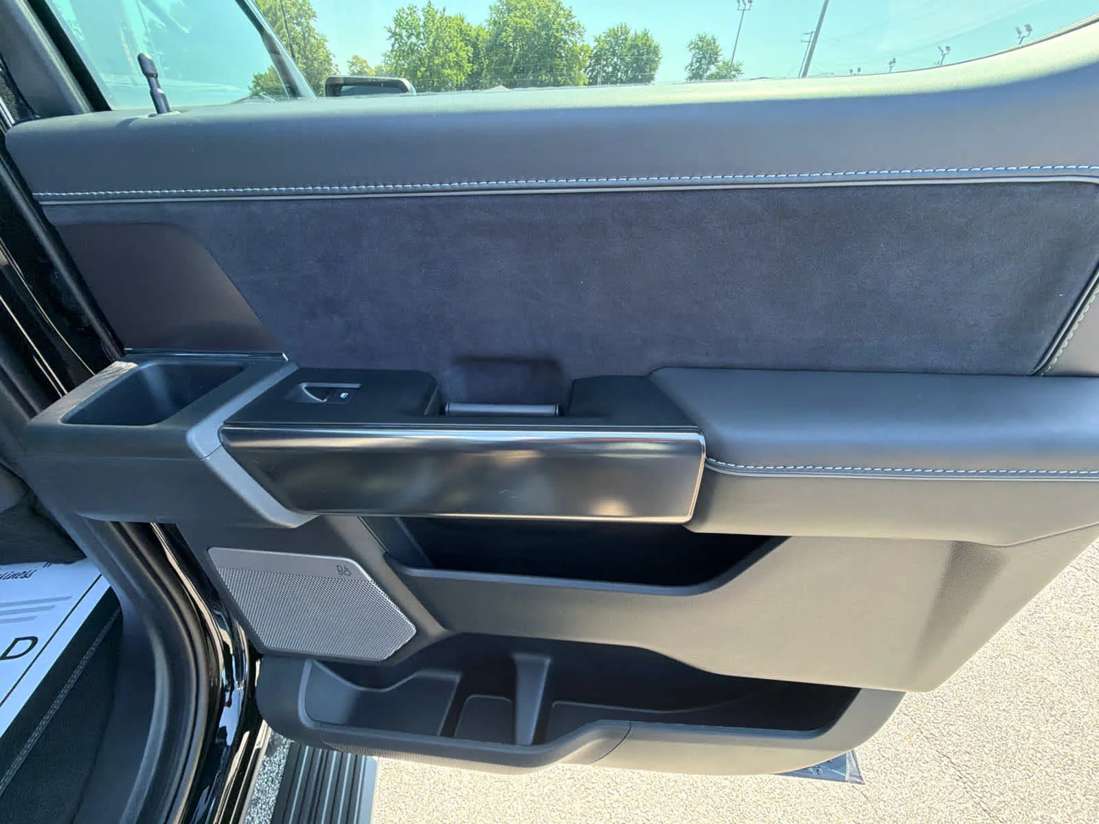 New 2026 Agate Black Metallic Ford Platinum image 10