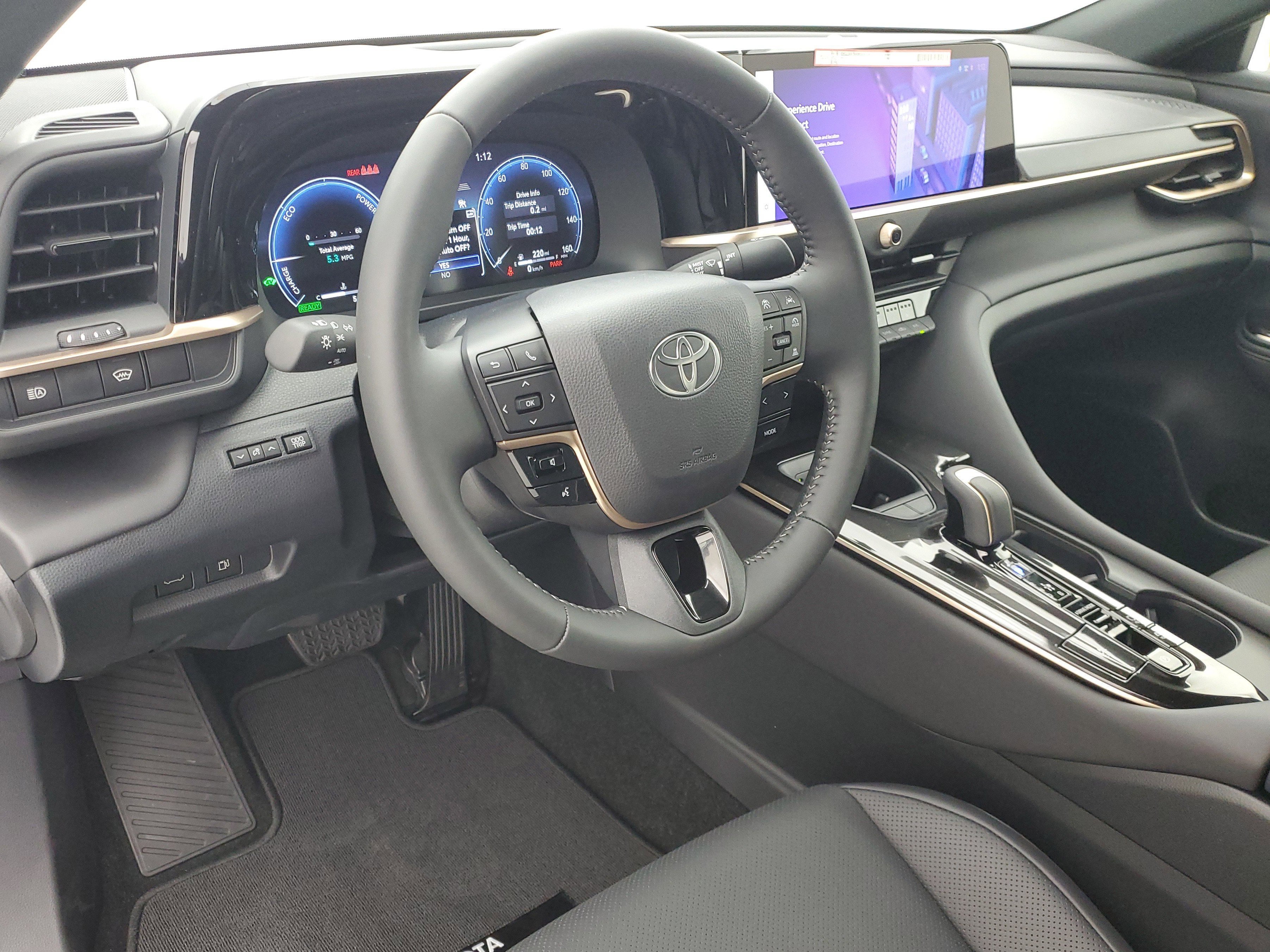 New 2026 Oxygen White <sup>1</sup> Toyota  XLE image 16
