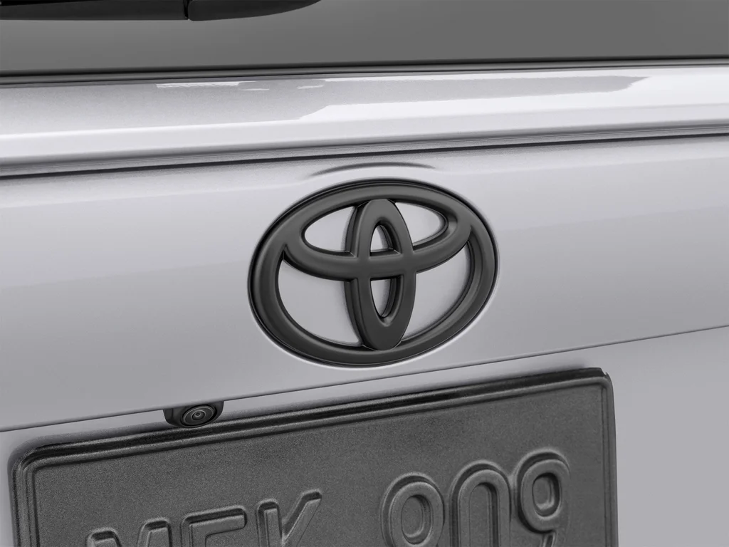 Used 2025 Silver Toyota XLE image 60