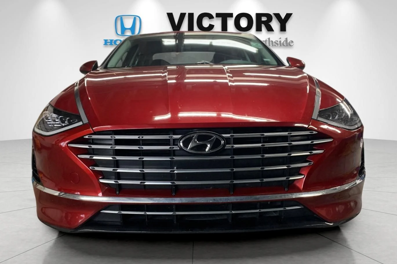 Used 2023 Red Hyundai SEL image 8