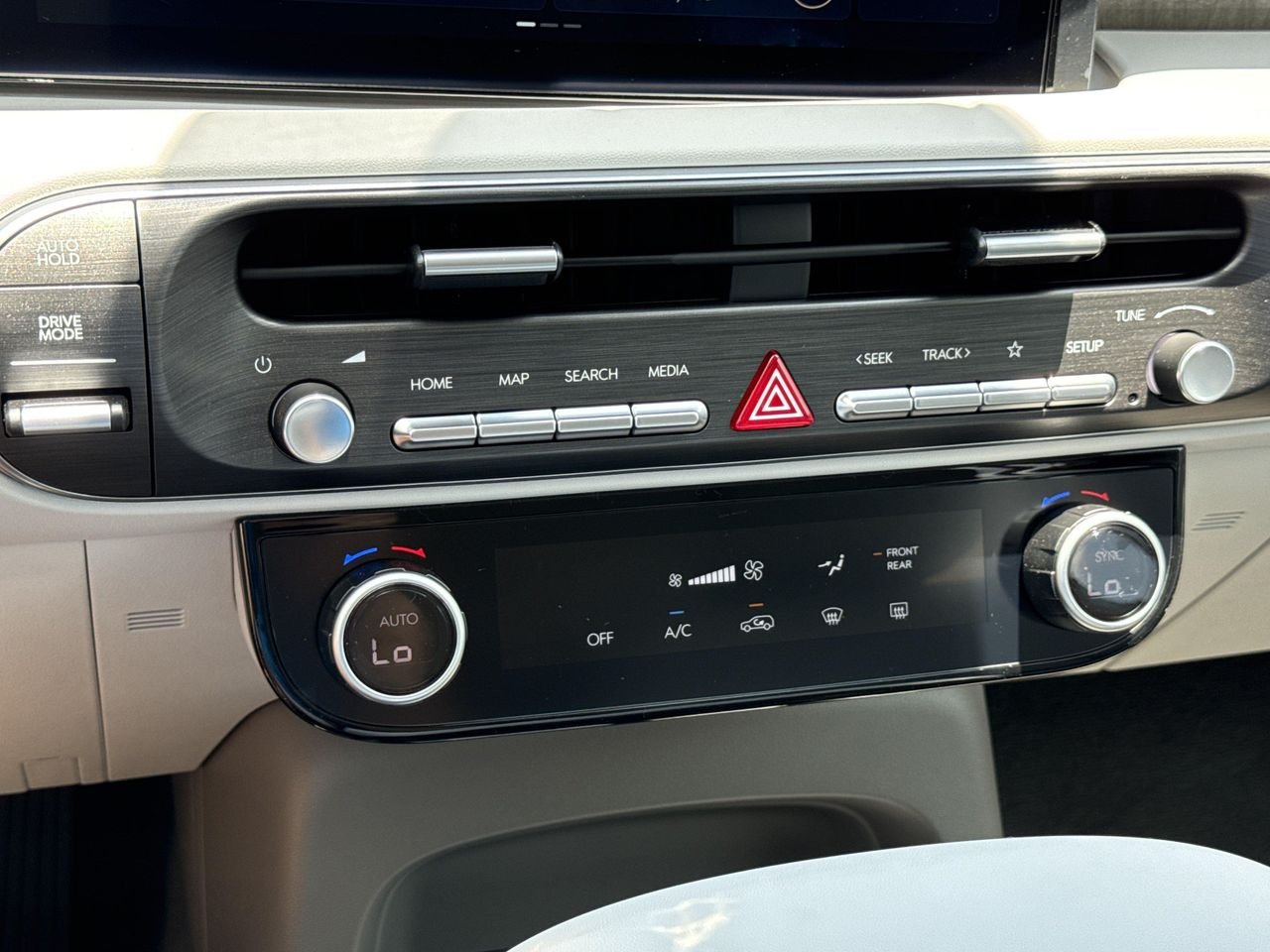 New 2026 Classy Blue Pearl Hyundai SE FWD image 26