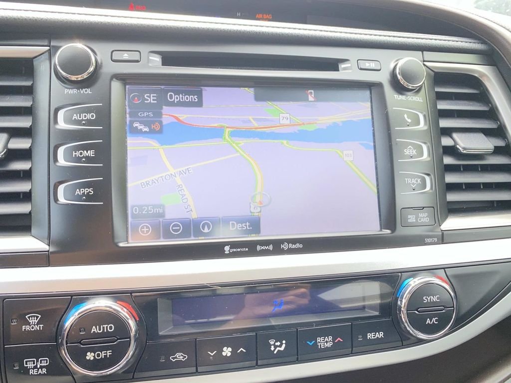 Used 2017 White Toyota XLE image 14
