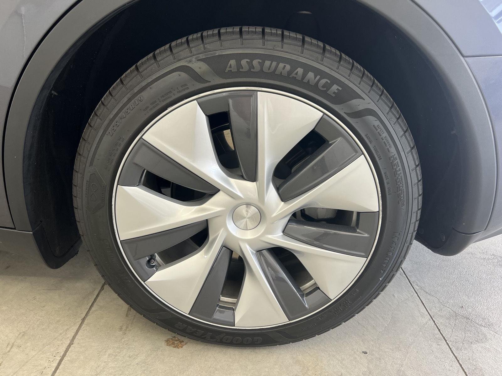 Used 2023 GRAY Tesla Long Range Dual Motor All-Wheel Drive image 10