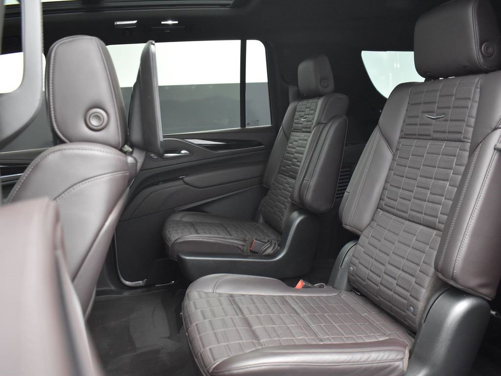 2023 CADILLAC ESCALADE ESV - Image 29