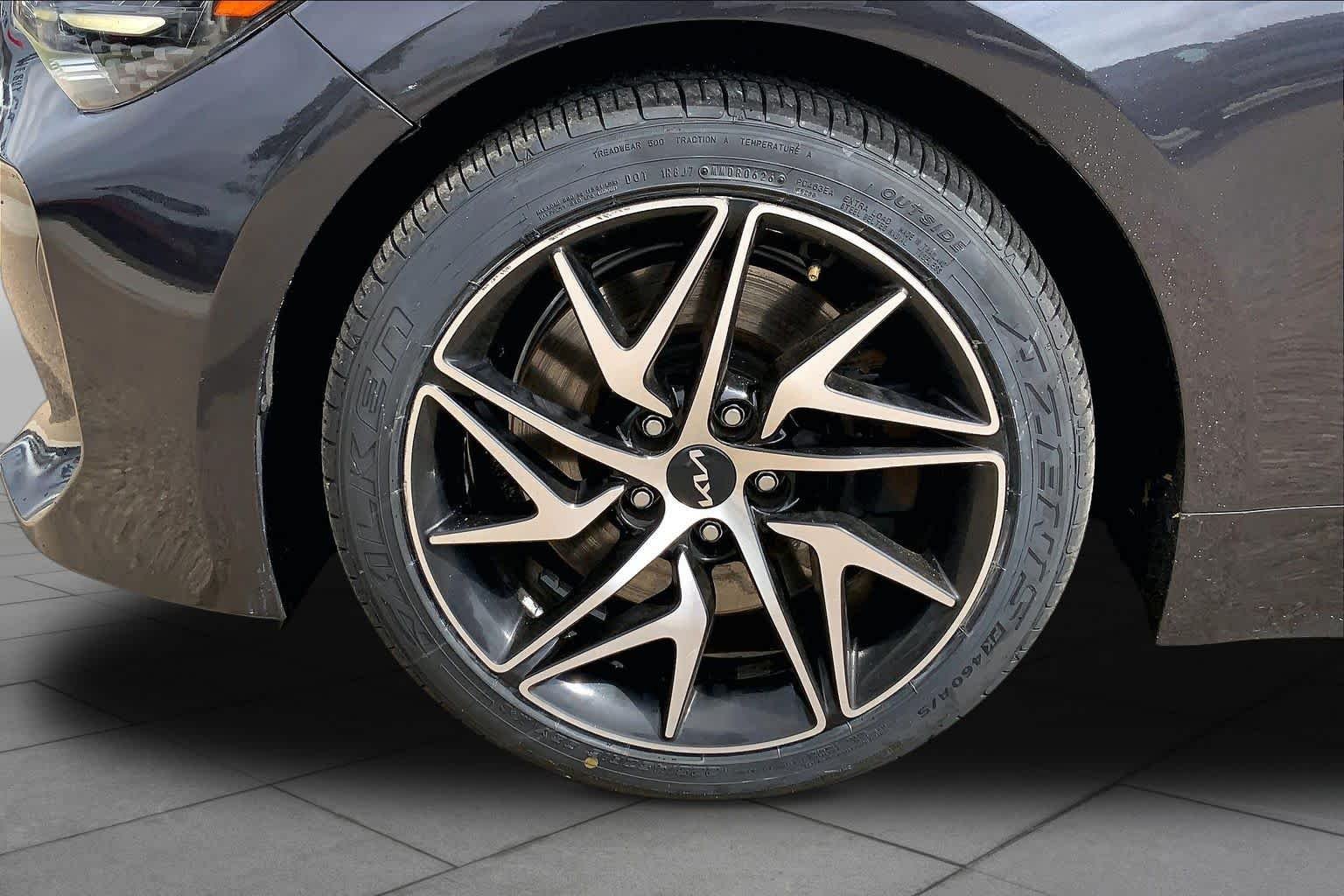 Used 2023 Panthera Metal Kia GT-Line image 11