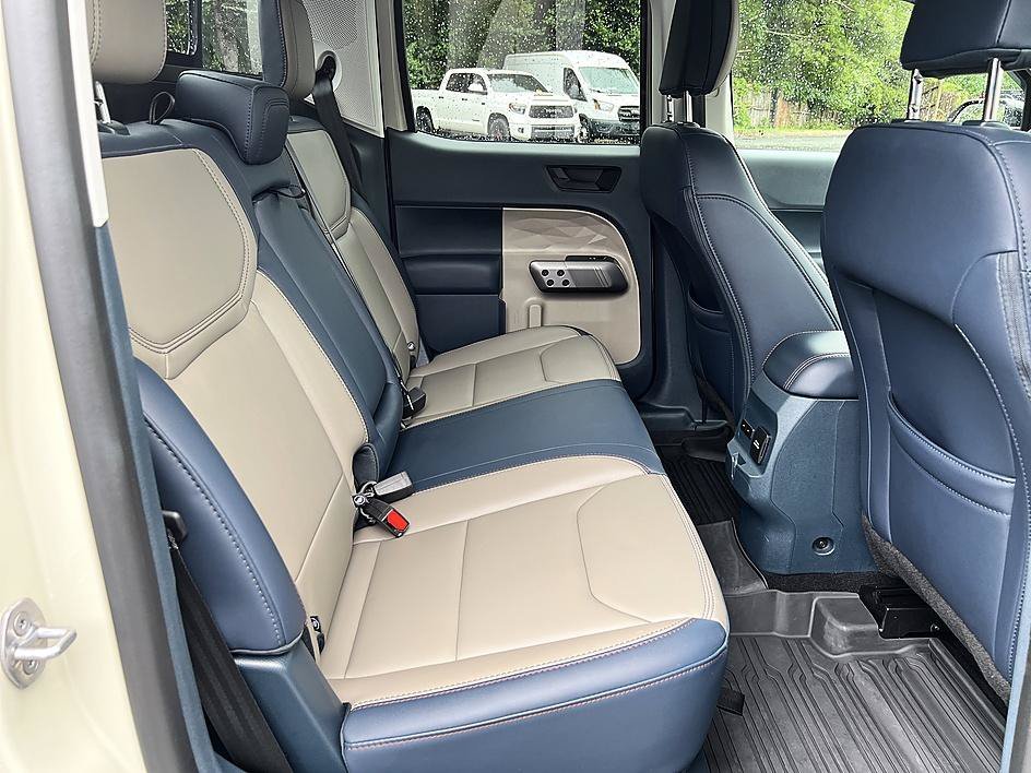 Used 2025 Beige Ford LARIAT image 22