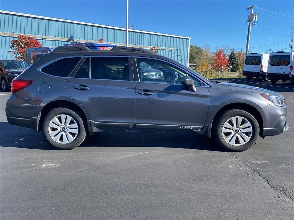 Used 2018 Magnetite Gray Metallic Subaru Premium image 11