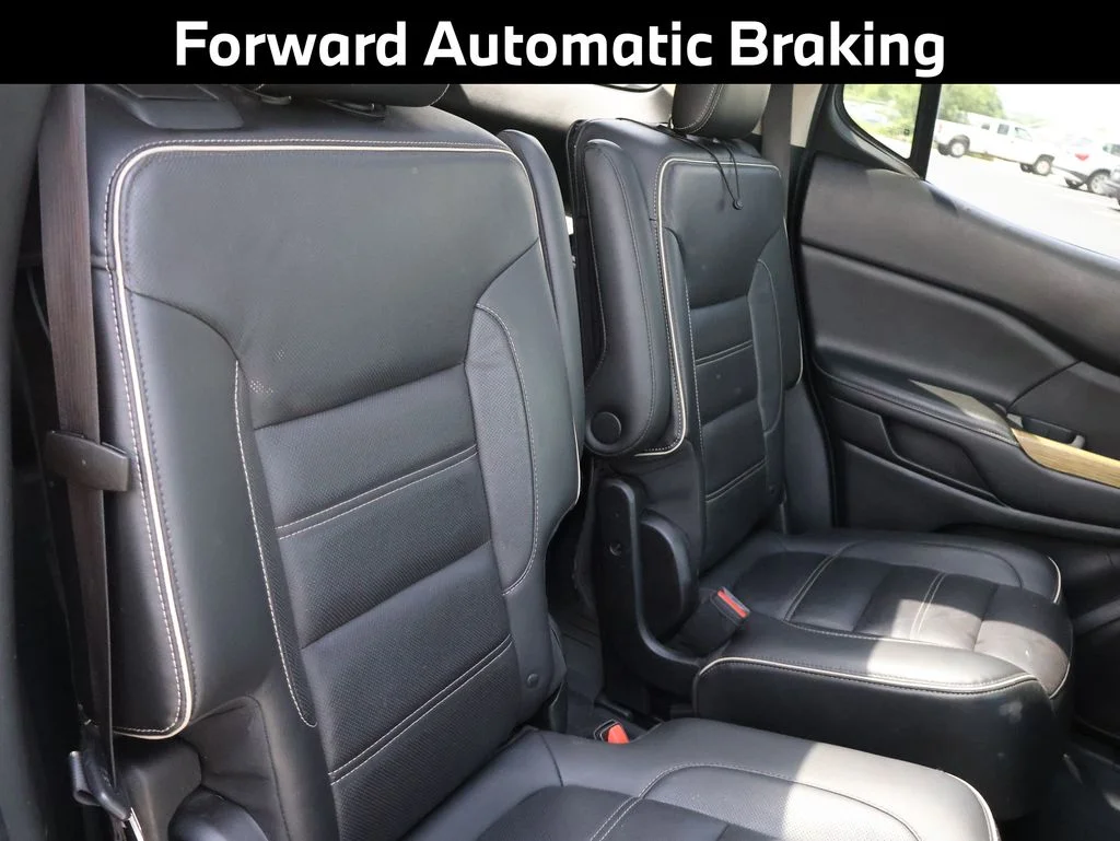 Used 2017 White GMC Denali image 16