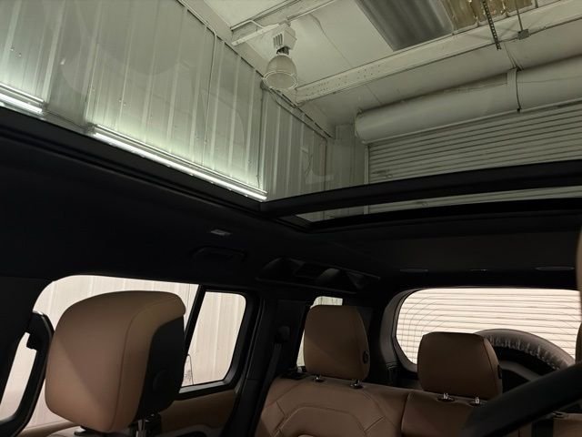 New 2026 Borasco Grey Land Rover X-Dynamic SE image 39