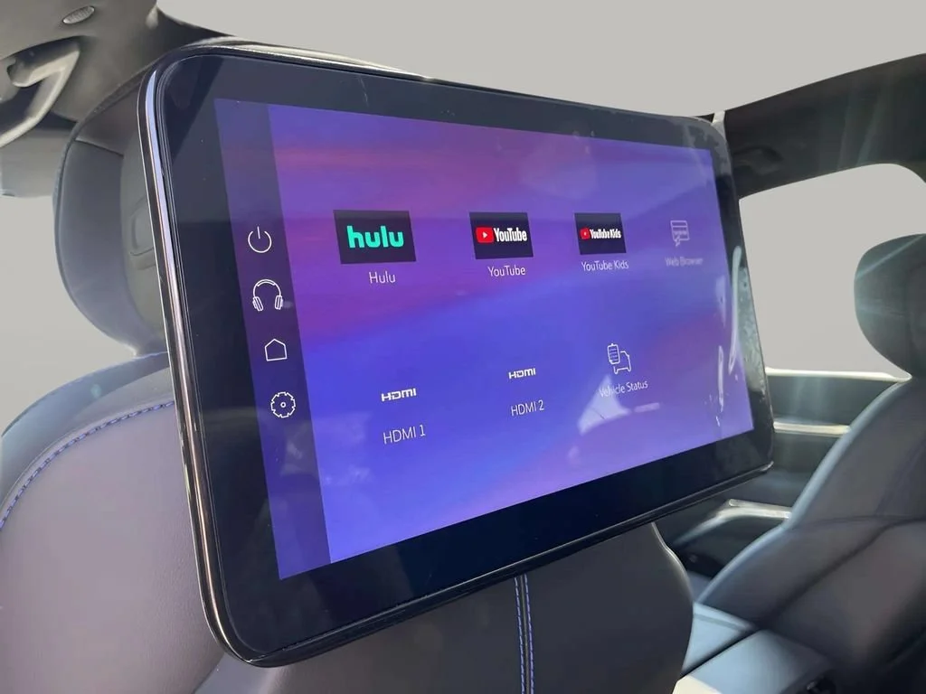 2025 Cadillac Escalade IQ Sport 1 - Photo 14