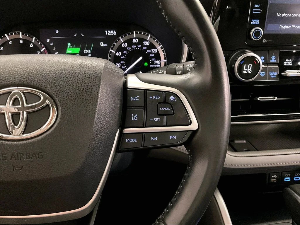 Used 2022 Gray Toyota XLE image 23
