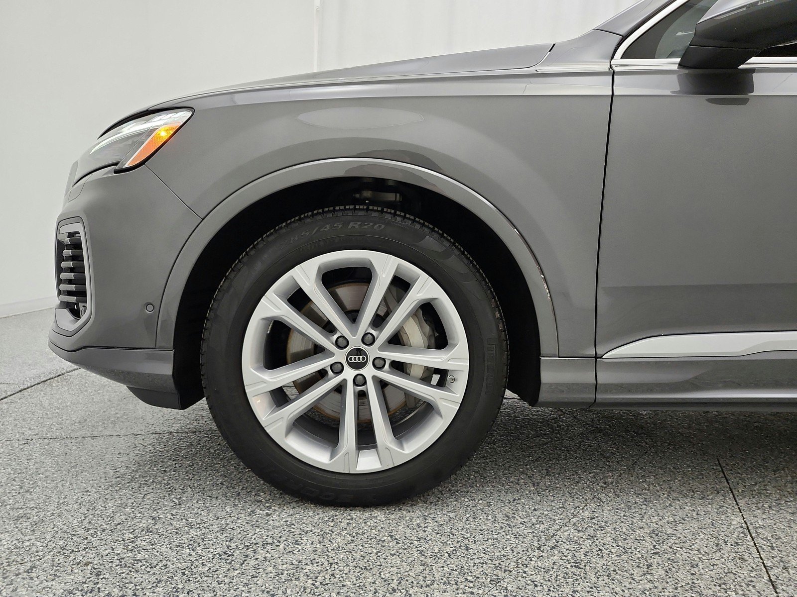 Used 2025 Samurai Gray Metallic Audi Premium Plus image 18