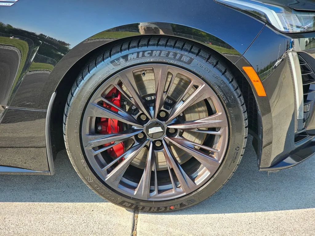 Certified Used 2024 Black Raven Cadillac V-Series Blackwing image 9